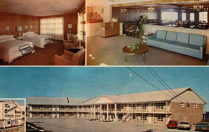 Baymont St Ignace (Georgian House)